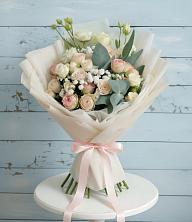 Букет цветов из:  Розы и Лизиантусы в Мокроусово