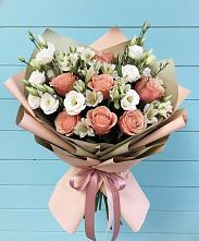 Букет цветов из:  Розы, Альстромерии и Лизиантусы в Мокроусово