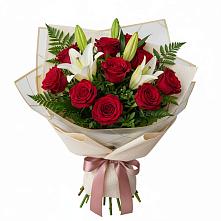 Букет цветов из:  Лилии и Розы в Мокроусово