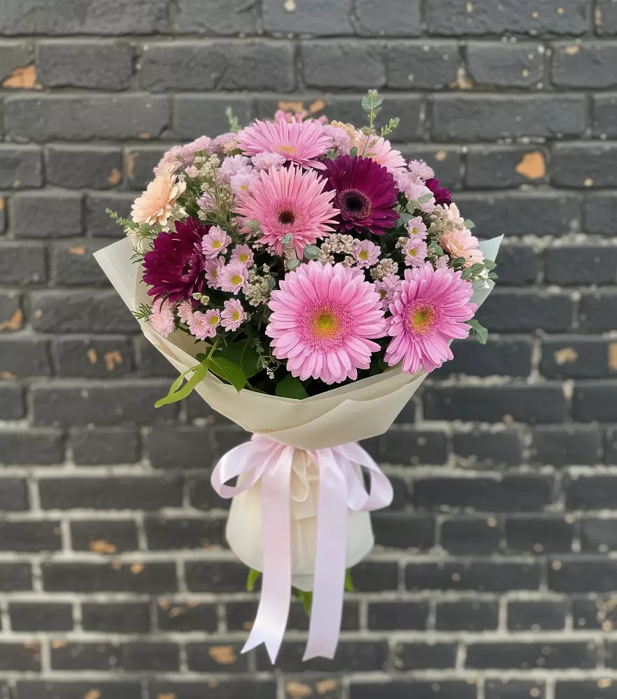 Букет цветов из: Герберы и Хризантемы в Мокроусово