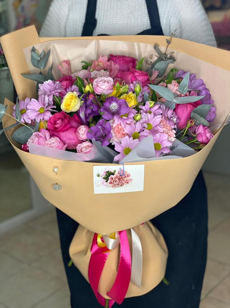 Букет цветов из: Хризантемы, Гвоздики и Альстромерии в Мокроусово