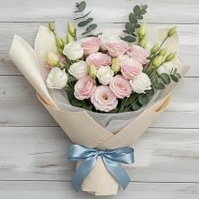 Букет цветов из:  Лизиантусы в Мокроусово