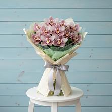 Букет цветов из:  Орхидеи и Розы в Мокроусово