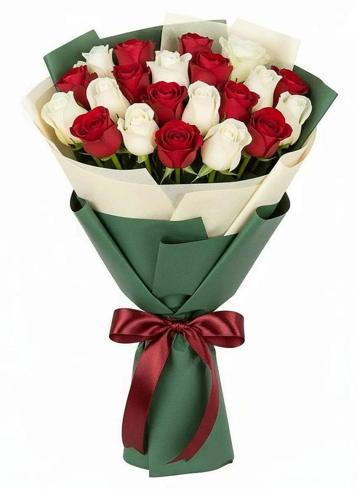Букет Микс из красных и белых роз в Мокроусово