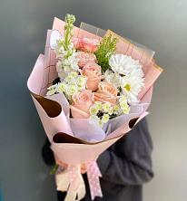 Букет цветов из:  Хризантемы и Розы в Мокроусово