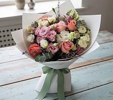 Букет цветов из:  Розы, Лизиантусы и Гвоздики #REPLACE_PRED# Мокроусово