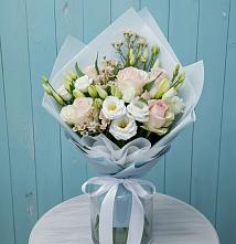 Букет цветов из:  Розы и Лизиантусы в Мокроусово