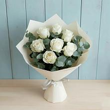 Букет Белые розы в Эвкалипте в Мокроусово