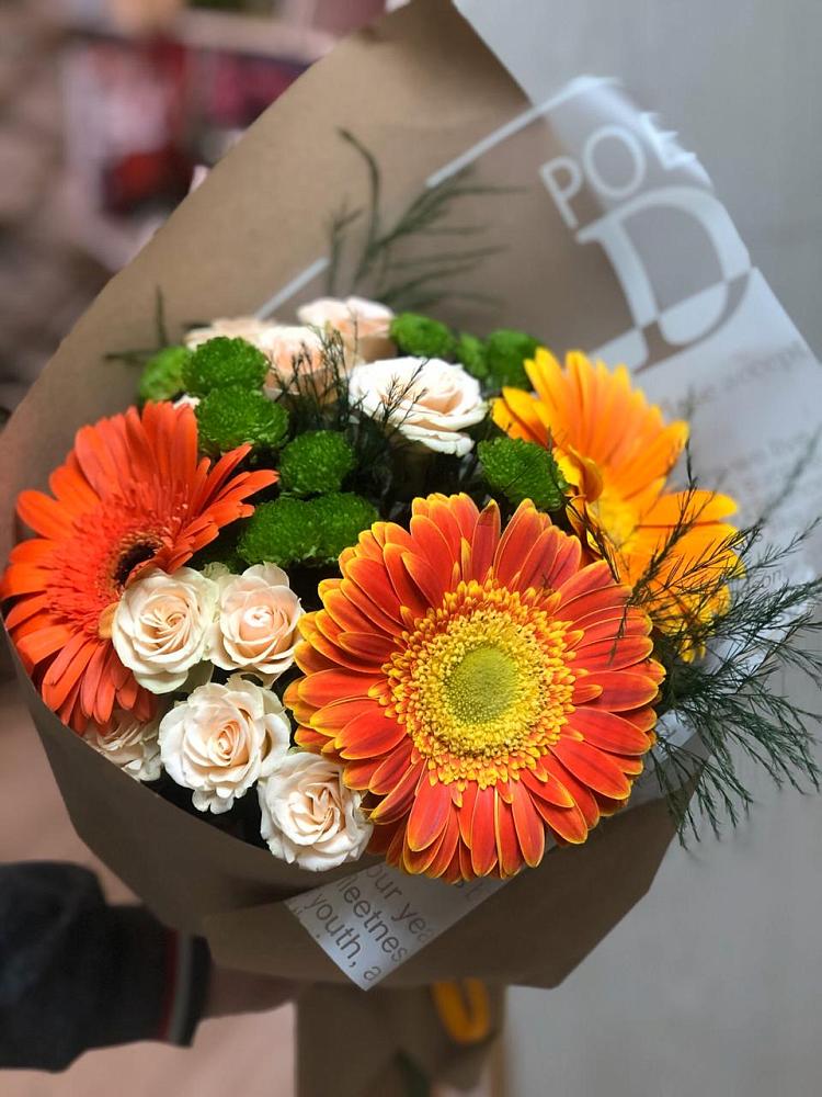 Букет цветов из: Герберы, Хризантемы и Розы в Мокроусово