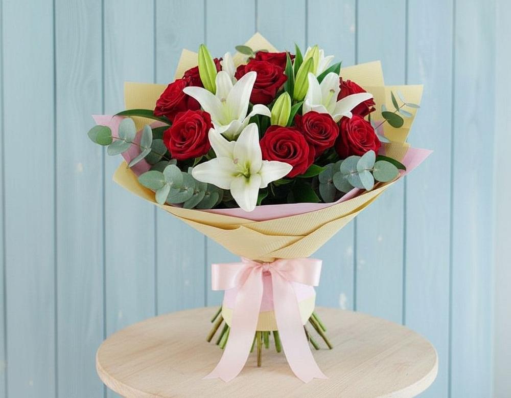 Букет цветов из: Лилии и Розы в Мокроусово