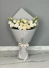 Букет цветов из:  Розы и Лизиантусы в Мокроусово